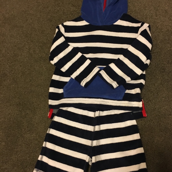 Hanna Andersson Other - Hanna Andersson Terry hoodie and shorts set